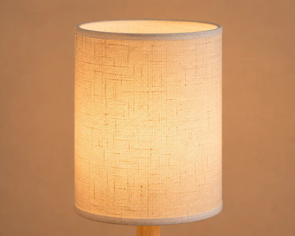 Lampe de chevet en bois avec abat-jour en lin – 3 couleurs de lumière