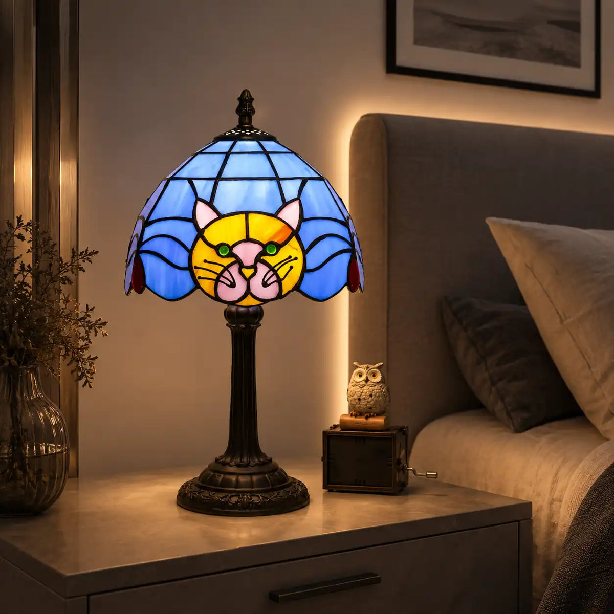 Lampe de chevet Tiffany chat – Abat-jour vitrail et pied rétro